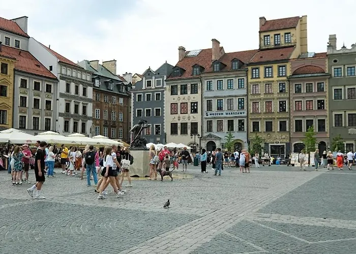 Urbannestgroup - Old Town -s9 *