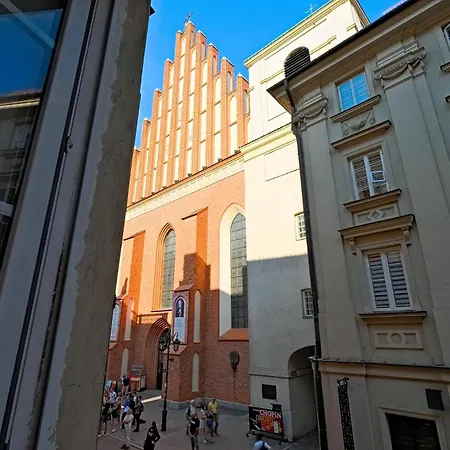 Urbannestgroup - Old Town -s9 *