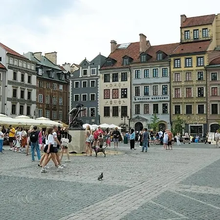 Urbannestgroup - Old Town -s9 *